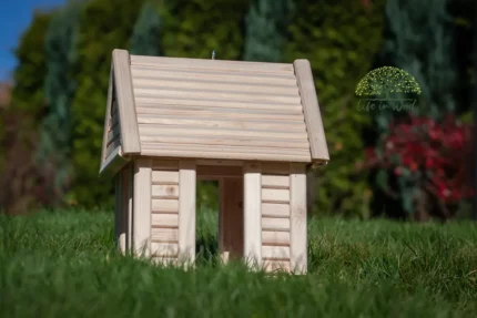 Karmnik dla ptaków w stylu góralskiego domu naturalny, niemalowany