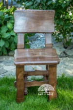 Krzesło ogrodowe w kolorze orzech